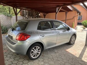 TOYOTA AURIS 1.6 Luna 2009