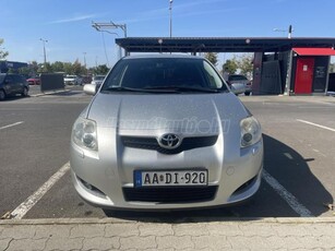 TOYOTA AURIS 1.6 Sol