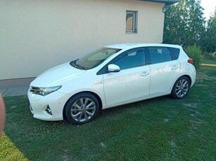 TOYOTA AURIS 1.8 HSD Active (Automata)