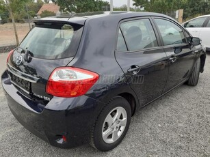 TOYOTA AURIS 1.8 HSD Sol (Automata) SB1KS56E20E065541