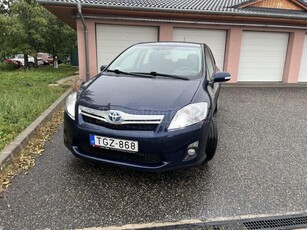 TOYOTA AURIS 1.8 HSD Sol Navi (Automata)