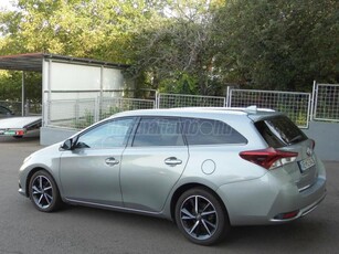 TOYOTA AURIS Touring Sports 1.2T Executive