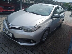 TOYOTA AURIS Touring Sports 1.33 Active