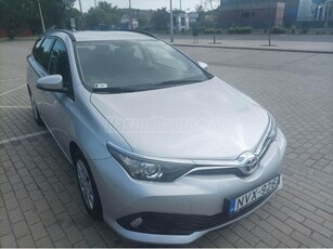 TOYOTA AURIS Touring Sports 1.33 Live