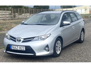 TOYOTA AURIS Touring Sports 1.33 Live ECO magyarországi. 1 tulaj