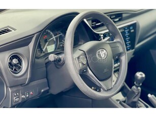 TOYOTA AURIS Touring Sports 1.33 Live / Mo-i!/ 1.Tulaj!/ Akár 1 év Garancia!/ 135eKm!/ Digit. klíma/ USB-AUX-BT!