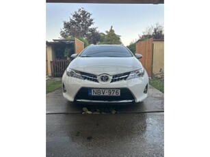 TOYOTA AURIS Touring Sports 1.4 D-4D Active