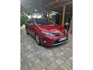 TOYOTA AURIS Touring Sports 1.4 D-4D Active