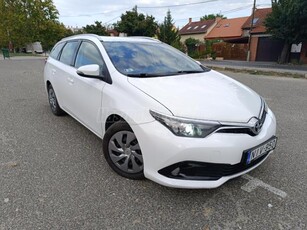 TOYOTA AURIS Touring Sports 1.6 Active