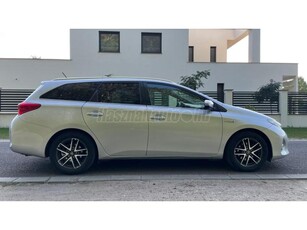 TOYOTA AURIS Touring Sports 1.8 HSD Active (Automata)