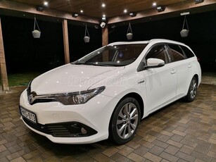 TOYOTA AURIS Touring Sports 1.8 HSD Active Trend (Automata) Áfás Ár! ELŐRE EGYEZTETETT IDŐPONTBAN MEGTEKINTHETŐ!