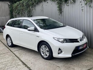 TOYOTA AURIS Touring Sports 1.8 HSD Live (Automata)