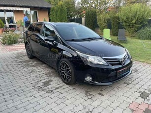 TOYOTA AVENSIS 1.8 Executive CVT Automata