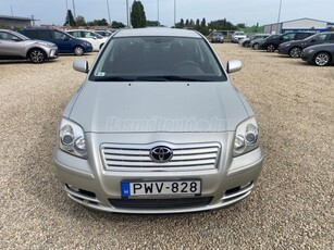 TOYOTA AVENSIS 1.8 Linea Sol