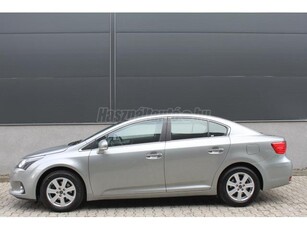 TOYOTA AVENSIS 1.8 Platinum TÉLICSOMAG - KAMERA - 1.TULAJDONOS - VEZETETT SZERVIZKÖNYV - KM GARANCIA