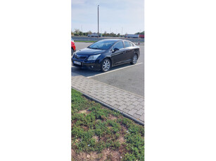 TOYOTA AVENSIS 1.8 Sol