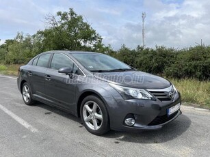 TOYOTA AVENSIS 2.0 D-4D Platinum Xenon Magyarországon újonnan vásárolt!!! 214000 km.!