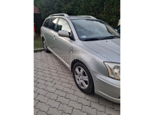 TOYOTA AVENSIS 2.0 D