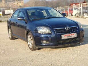 TOYOTA AVENSIS 2.0 Sol