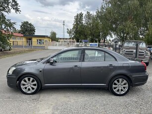 TOYOTA AVENSIS 2.2 DCAT Premium FRISS SZERVIZ. MAGYARORSZÁGI