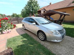 TOYOTA AVENSIS Wagon 1.6