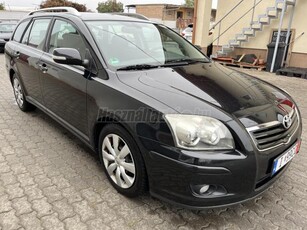 TOYOTA AVENSIS Wagon 1.8 Sol