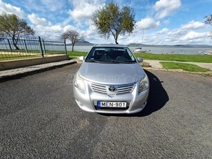 TOYOTA AVENSIS Wagon 2.0 D-4D Executive