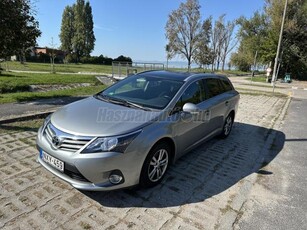 TOYOTA AVENSIS Wagon 2.0 D-4D Terra