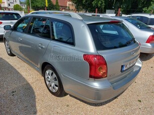 TOYOTA AVENSIS Wagon 2.0 D