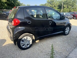 TOYOTA AYGO 1.0 Black AC MAGYAR AUTÓ. VALÓS KM!