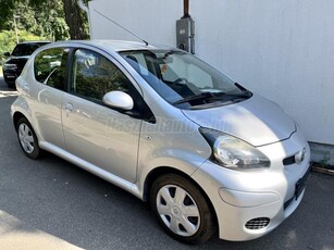 TOYOTA AYGO 1.0 Blue