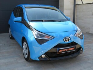 TOYOTA AYGO 1.0 x-treme cool&safe 29.967 km !!! Első Tulajdonos ! Tolatókamera !