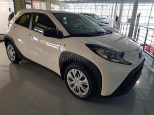 TOYOTA AYGO X 1.0 VVT-i Comfort Business MY24 KÖZPONTI KÉSZLETRŐL FEHÉR SZÍNNEL A KÉSZLETIG