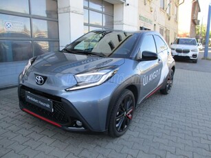 TOYOTA AYGO X 1.0 VVT-i Undercover CVT Toyota Sakura