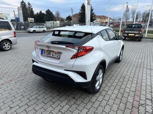 TOYOTA C-HR 1.2T Active (ülésfűtéssel) 2047 KM !!!!!