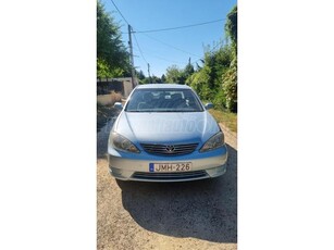 TOYOTA CAMRY 2.4