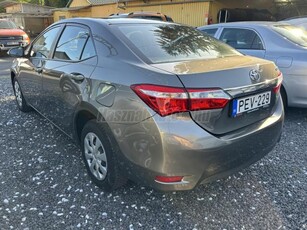 TOYOTA COROLLA Sedan 1.33 Start MAGYAR VEZ. SZERV.KÖNYV. 1 ÉV GARANCIA