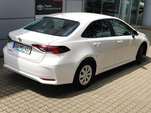 TOYOTA COROLLA Sedan 1.5 Active