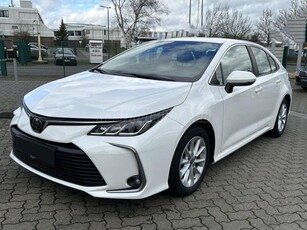 TOYOTA COROLLA Sedan 1.5 Comfort Tech CÉGEKNEK TARTÓS BÉRLETRE KEDVEZŐ FELTÉTELEKKEL