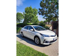 TOYOTA COROLLA Sedan 1.6 Executive Garantált kilométer. gyári állapot