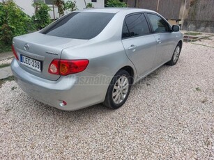 TOYOTA COROLLA Sedan 1.6 Sol MMT