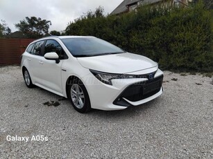 TOYOTA COROLLA Touring Sports 1.8 Hybrid Comfort Business e-CVT ÜLÉSFŰTÉS-TEMPÓMAT-NAVIGÁCIÓ-KAMERA