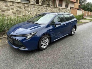 TOYOTA COROLLA Touring Sports 1.8 Hybrid Comfort e-CVT navi Line Assist kamera CarPlay LED