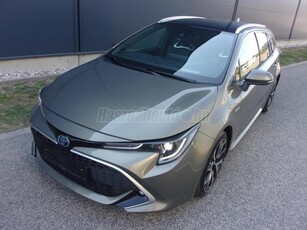 TOYOTA COROLLA Touring Sports 2.0 Hybrid Executive e-CVT NYITHATÓ PANORÁMAÜVEGTETŐ.GR SPORT BŐRÜLÉSEK.ÜLÉSFŰTÉS ELÖL HÁTUL.FULL LED.HEAD