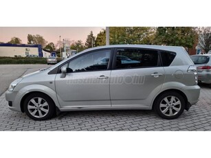 TOYOTA COROLLA VERSO 2.2 D-4D Linea Sol