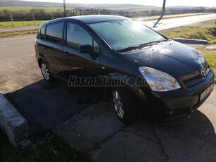 TOYOTA COROLLA VERSO 2.2 D-4D Linea Terra