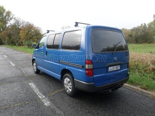 TOYOTA HI-ACE Hiace 2.4 D Combi 6 személyes tgk