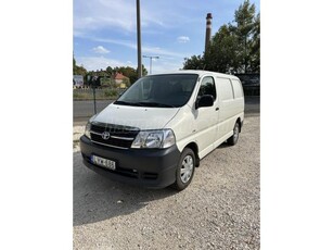 TOYOTA HI-ACE Hiace 2.5 D-4D Panel Van Klímás