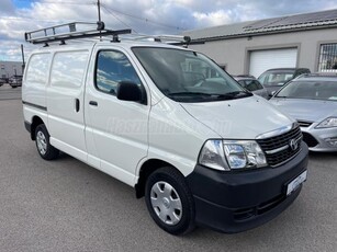 TOYOTA HI-ACE Hiace 2.5 D-4D Panel Van KLÍMA.VHOROG.EL.ABLAK.EL.TÜKÖR