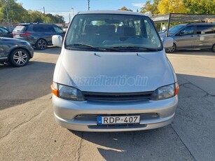 TOYOTA HI-ACE Hiace 2.5 D4-D Combi Long 9 személyes. vonóhorgos